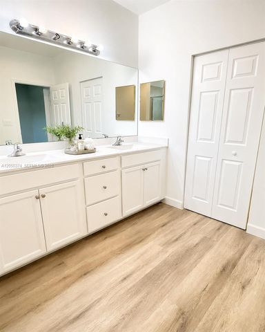 125 SE 34th Terrace, Homestead, FL 33033