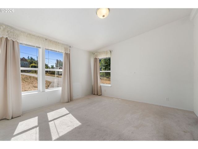 1606 TAYLOR Ave, Hood River, OR 97031