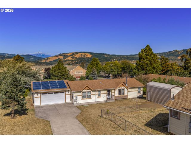 1606 TAYLOR Ave, Hood River, OR 97031