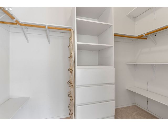 1606 TAYLOR Ave, Hood River, OR 97031