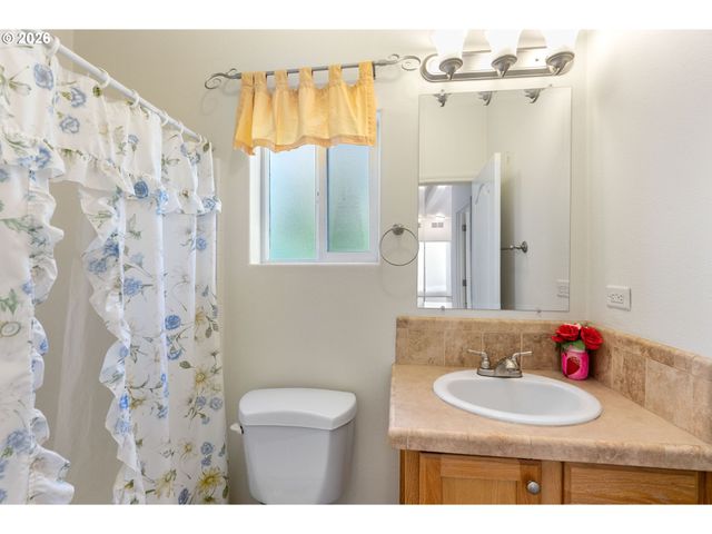 1606 TAYLOR Ave, Hood River, OR 97031