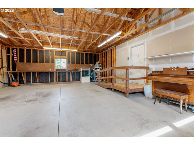 1606 TAYLOR Ave, Hood River, OR 97031