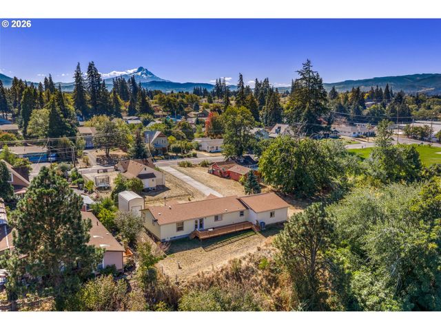 1606 TAYLOR Ave, Hood River, OR 97031