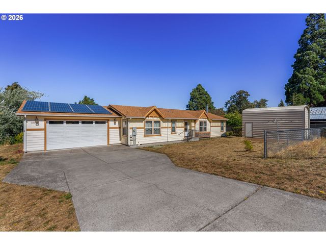 1606 TAYLOR Ave, Hood River, OR 97031
