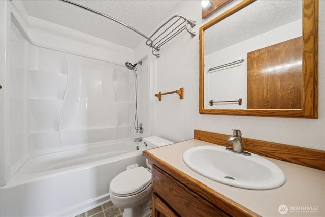 26016 NE 227th Street, Battle Ground, WA 98604
