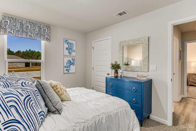 88 Anhinga St, Cantonment, FL 32533