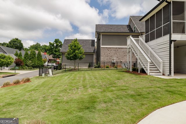 105 Red Bluff Drive, Athens, GA 30607
