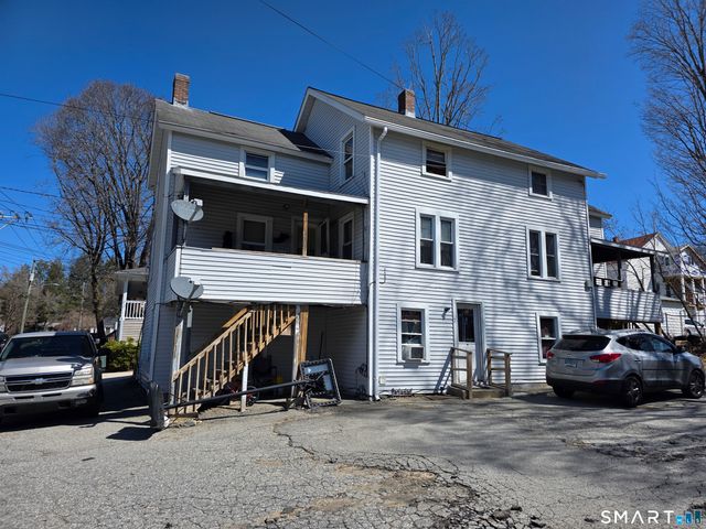 129 Woodstock Avenue, Putnam, CT 06260