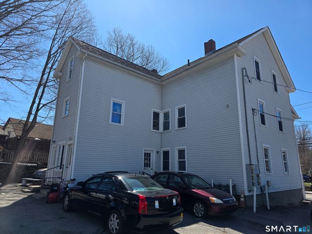 129 Woodstock Avenue, Putnam, CT 06260