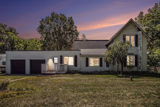 5636 E Uv Avenue, Vicksburg, MI 49097