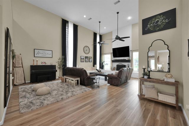 17691 Rogers Road, New Waverly, TX 77358