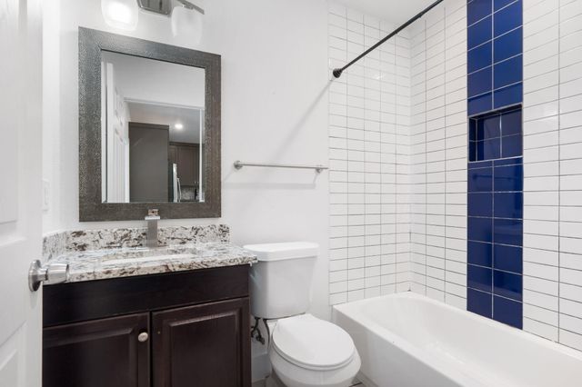 227 Heritage Oaks DR, Cedar Creek, TX 78612