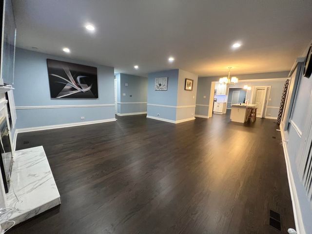 871 Shady Grove Lane, Buffalo Grove, IL 60089