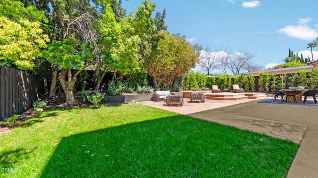 2283 Northpark Street, Thousand Oaks, CA 91362