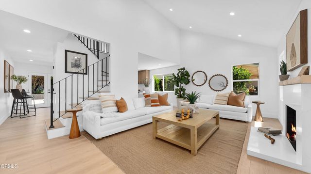 2283 Northpark Street, Thousand Oaks, CA 91362