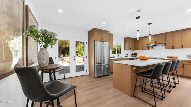 2283 Northpark Street, Thousand Oaks, CA 91362