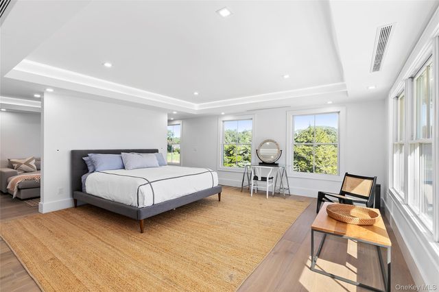 11 Bay Road, Quogue, NY 11959