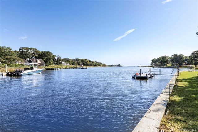 11 Bay Road, Quogue, NY 11959