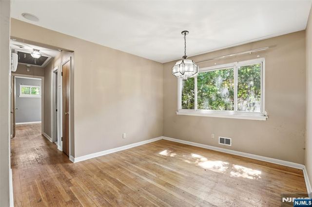 165 Glenn Avenue, Norwood, NJ 07648