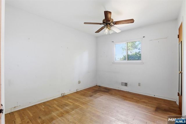 165 Glenn Avenue, Norwood, NJ 07648
