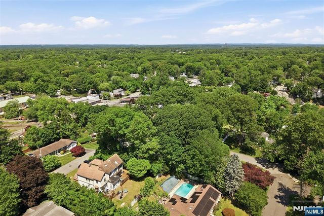 165 Glenn Avenue, Norwood, NJ 07648