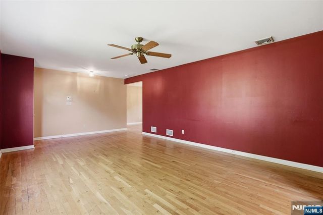 165 Glenn Avenue, Norwood, NJ 07648