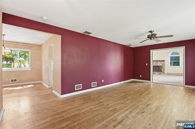 165 Glenn Avenue, Norwood, NJ 07648