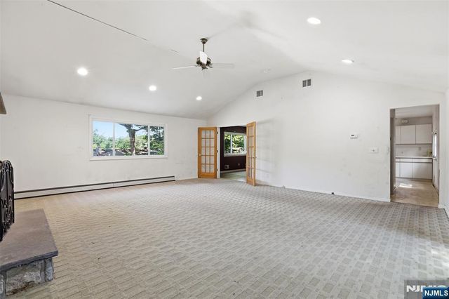 165 Glenn Avenue, Norwood, NJ 07648