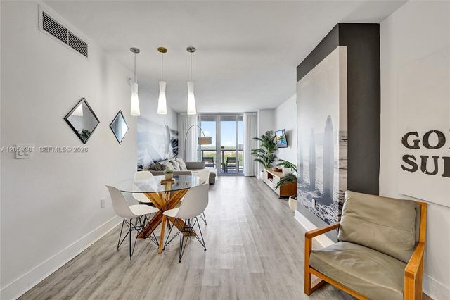 2602 E Hallandale Beach Blvd R906, Hallandale Beach, FL 33009