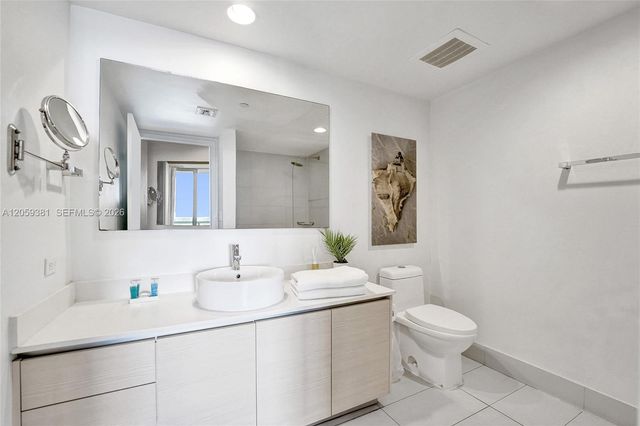 2602 E Hallandale Beach Blvd R906, Hallandale Beach, FL 33009