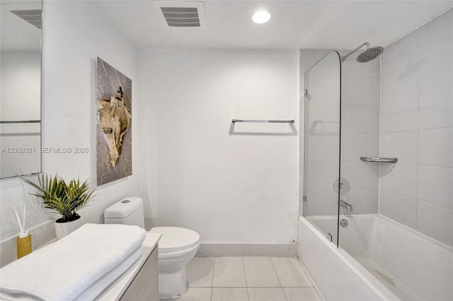 2602 E Hallandale Beach Blvd R906, Hallandale Beach, FL 33009