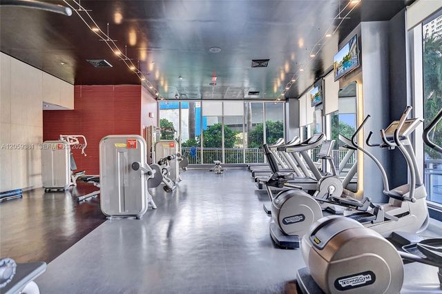 2602 E Hallandale Beach Blvd R906, Hallandale Beach, FL 33009