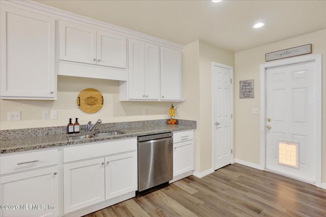 1490 W 10TH Street, Jacksonville, FL 32209