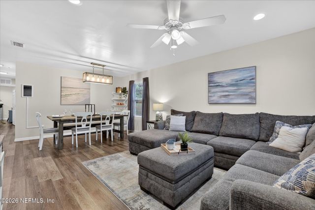 1490 W 10TH Street, Jacksonville, FL 32209