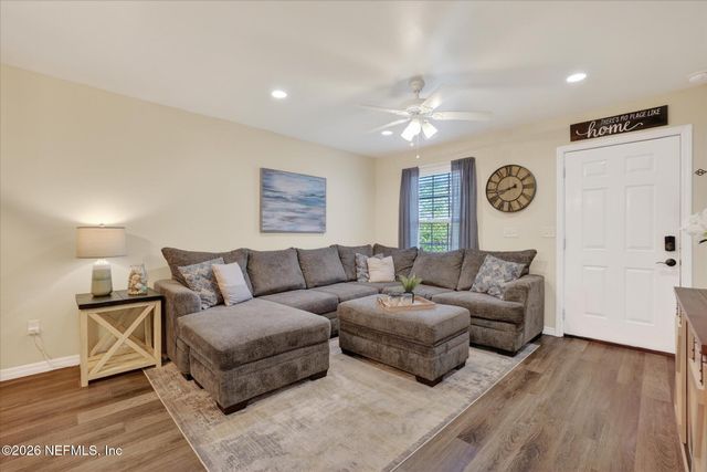 1490 W 10TH Street, Jacksonville, FL 32209