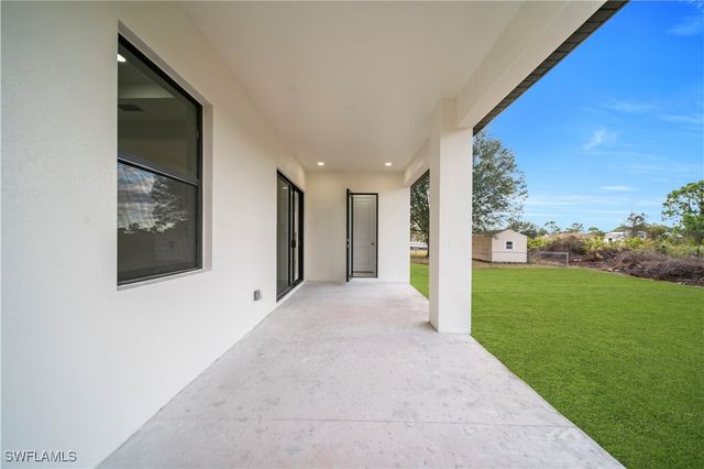 3006 53rd ST W, Lehigh Acres, FL 33971