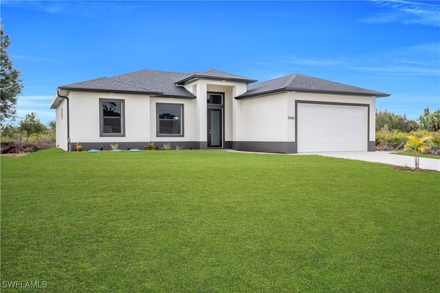 3006 53rd ST W, Lehigh Acres, FL 33971