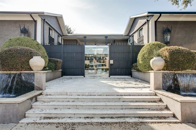 10201 Regal Oaks Drive 103, Dallas, TX 75230