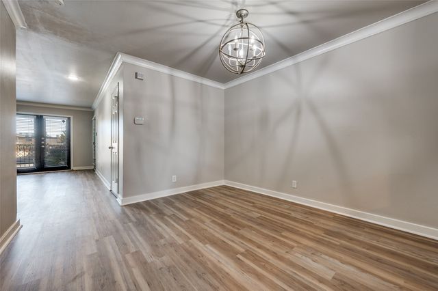 10201 Regal Oaks Drive 103, Dallas, TX 75230