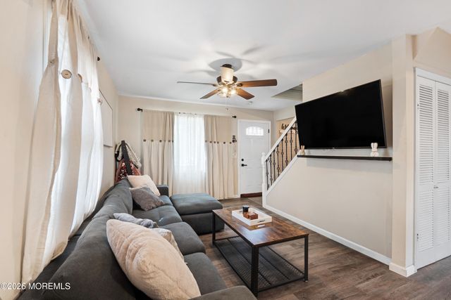 458 S Laurel Avenue, Hazlet, NJ 07734