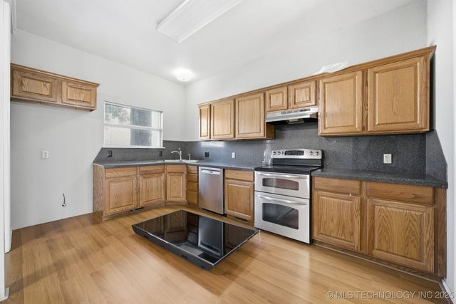 506 S Delaware Avenue, Okmulgee, OK 74447