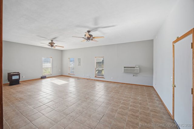 506 S Delaware Avenue, Okmulgee, OK 74447