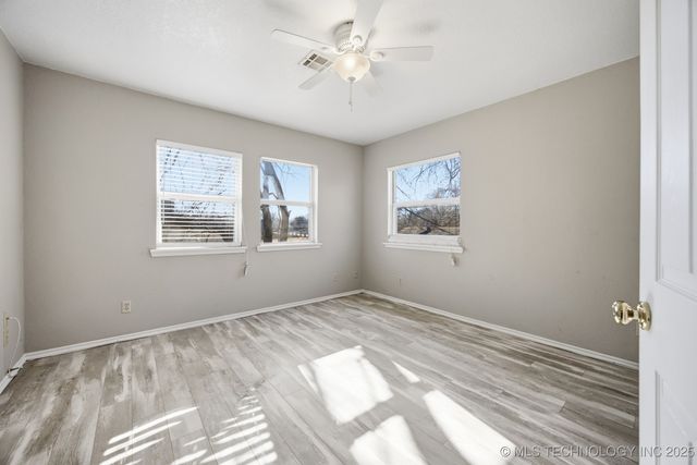 506 S Delaware Avenue, Okmulgee, OK 74447