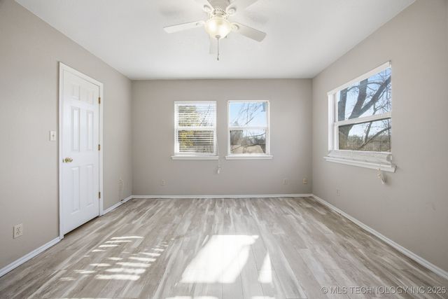 506 S Delaware Avenue, Okmulgee, OK 74447