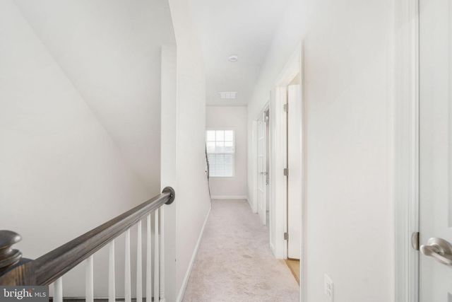 2010 TRACK CIR, Fredericksburg, VA 22401