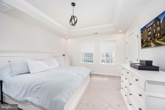 2010 TRACK CIR, Fredericksburg, VA 22401