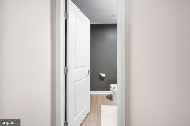 2010 TRACK CIR, Fredericksburg, VA 22401