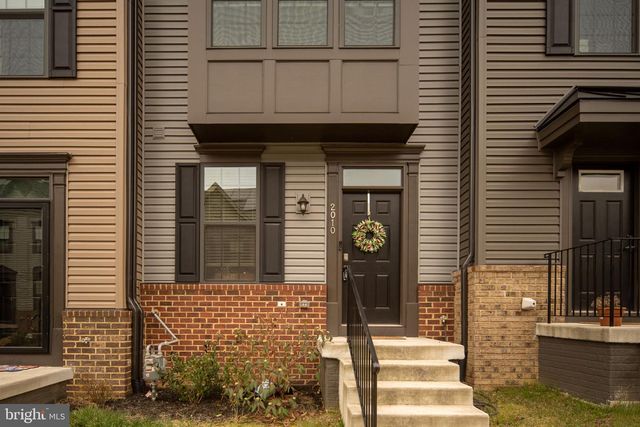 2010 TRACK CIR, Fredericksburg, VA 22401