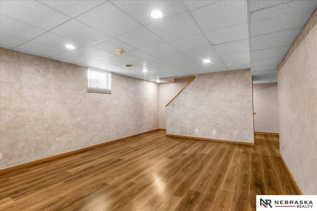 6109 NW 11th Street, Lincoln, NE 68521