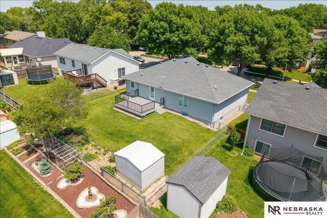 6109 NW 11th Street, Lincoln, NE 68521